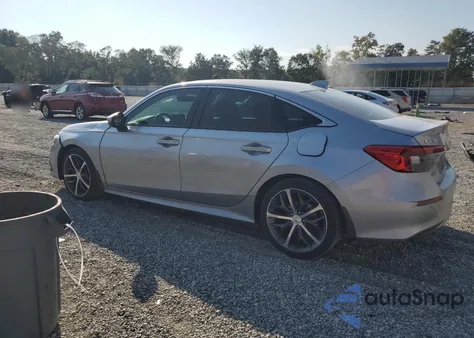 2023 Honda Civic Touring z USA, uszkodzony, nr VIN 2HGFE1F91PH307966